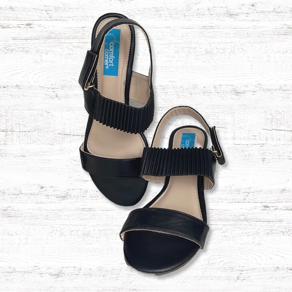 { Comfort Corner } - Fluted Strap Wedge Sandals